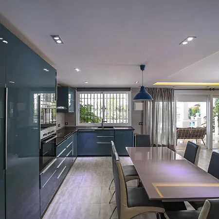 Lavanda - Privado En Compartida, Apartment Marbella